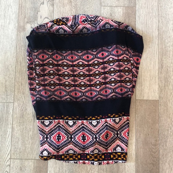 Patterned Low Draping Top - Abbeline - Picture 4 of 4